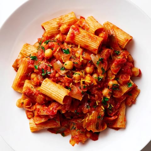 Harissa Chickpea Pasta Dish